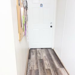 Creswell Bakery - One bathroom.