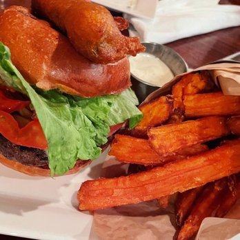 Citizen Burger Bar - Citizen burger - Burgers Near Me - Charlottesville, Virginia Citizen Burger Bar - Citizen burger - Burgers Near Me - Charlottesville, Virginia