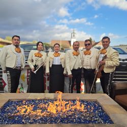 Mariachi México Lindo de California - Mariachi Mexico Lindo de California
