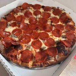 Roma Pizza - Pepperoni & mushrooms