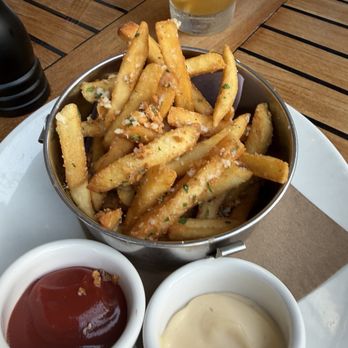 Merriman's Honolulu - Truffle garlic fries - Hawaiian Near Me - Honolulu, Hawaii Merriman's Honolulu - Truffle garlic fries - Hawaiian Near Me - Honolulu, Hawaii