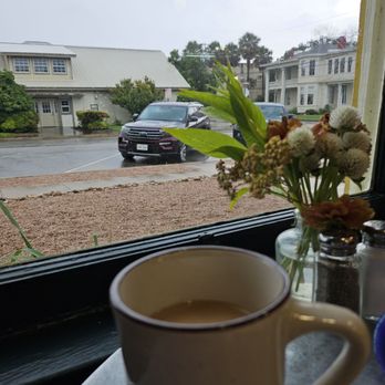 Pecantown Books And Brews - Raining day vibes - Bookstores Near Me - Seguin, Texas Pecantown Books And Brews - Raining day vibes - Bookstores Near Me - Seguin, Texas