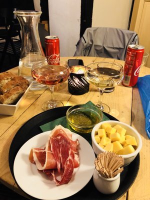 Champagneria by null