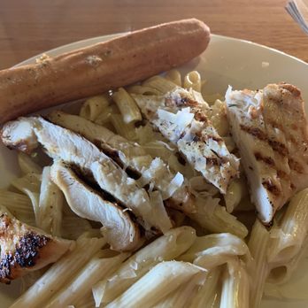 Applebee's Grill + Bar - Three-Cheese Chicken Penne - American Near Me - Orem, Utah