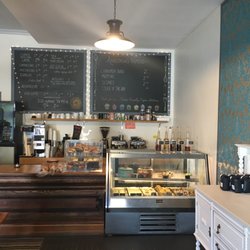 Anastasia's Bakery - Cute place!
