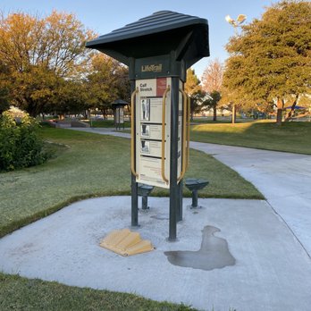 Del Norte Park - There are several exercise stations like this along the cement walking path at Del Norte Park (10/26/2022) - Parks Near Me - Hobbs, New Mexico Del Norte Park - There are several exercise stations like this along the cement walking path at Del Norte Park (10/26/2022) - Parks Near Me - Hobbs, New Mexico