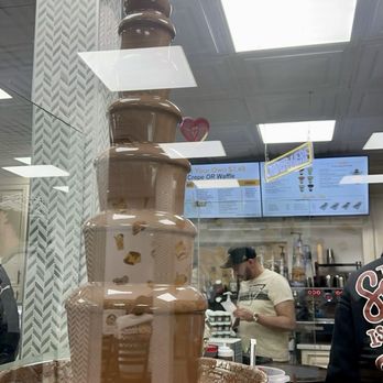 CHOCOLATE HOUSE - Updated January 2026 - 58 Photos & 27 Verified