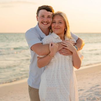 Sunrise Photo Studio - An engagement session on Inlet Beach is one of those experiences that feels completely effortless from start to finish. - Session Photography Near Me Sunrise Photo Studio - An engagement session on Inlet Beach is one of those experiences that feels completely effortless from start to finish. - Session Photography Near Me
