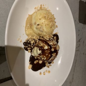 Persepshen - Vanilla ice cream with nuts. - Beer, Wine & Spirits Near Me - Phoenix, Arizona