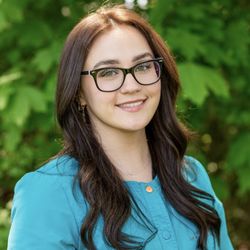 Piscataqua Dental Partners - Olivia - Front desk