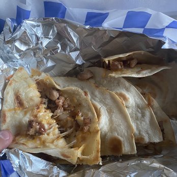 Texan Sizzle - Chicken Fajita Quesadilla. So good! - Burgers Near Me - San Antonio, Texas Texan Sizzle - Chicken Fajita Quesadilla. So good! - Burgers Near Me - San Antonio, Texas