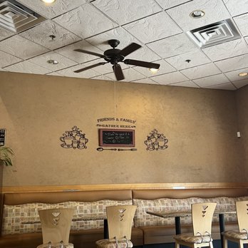 Rainbow Donuts by Ava - Seating area - Donuts Near Me - Glendale, Arizona Rainbow Donuts by Ava - Seating area - Donuts Near Me - Glendale, Arizona