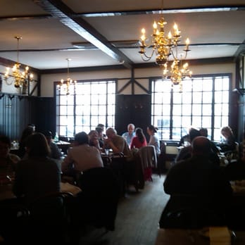 Peter Luger - Steakhouses Near Me - Brooklyn, New York