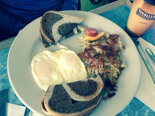 Carmen’s Cafe Nicole by null