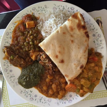 India Pavilion - All vegetarian lunch buffet options on one plate - Indian Near Me - Cambridge, Massachusetts India Pavilion - All vegetarian lunch buffet options on one plate - Indian Near Me - Cambridge, Massachusetts