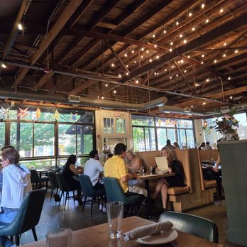Lyra - Inside restaurant - Middle Eastern Near Me - Nashville, Tennessee