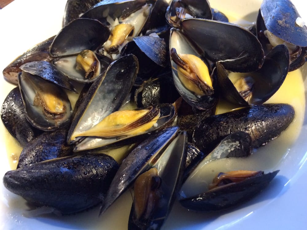 Rustic House Oyster Bar and Grill- San Carlos