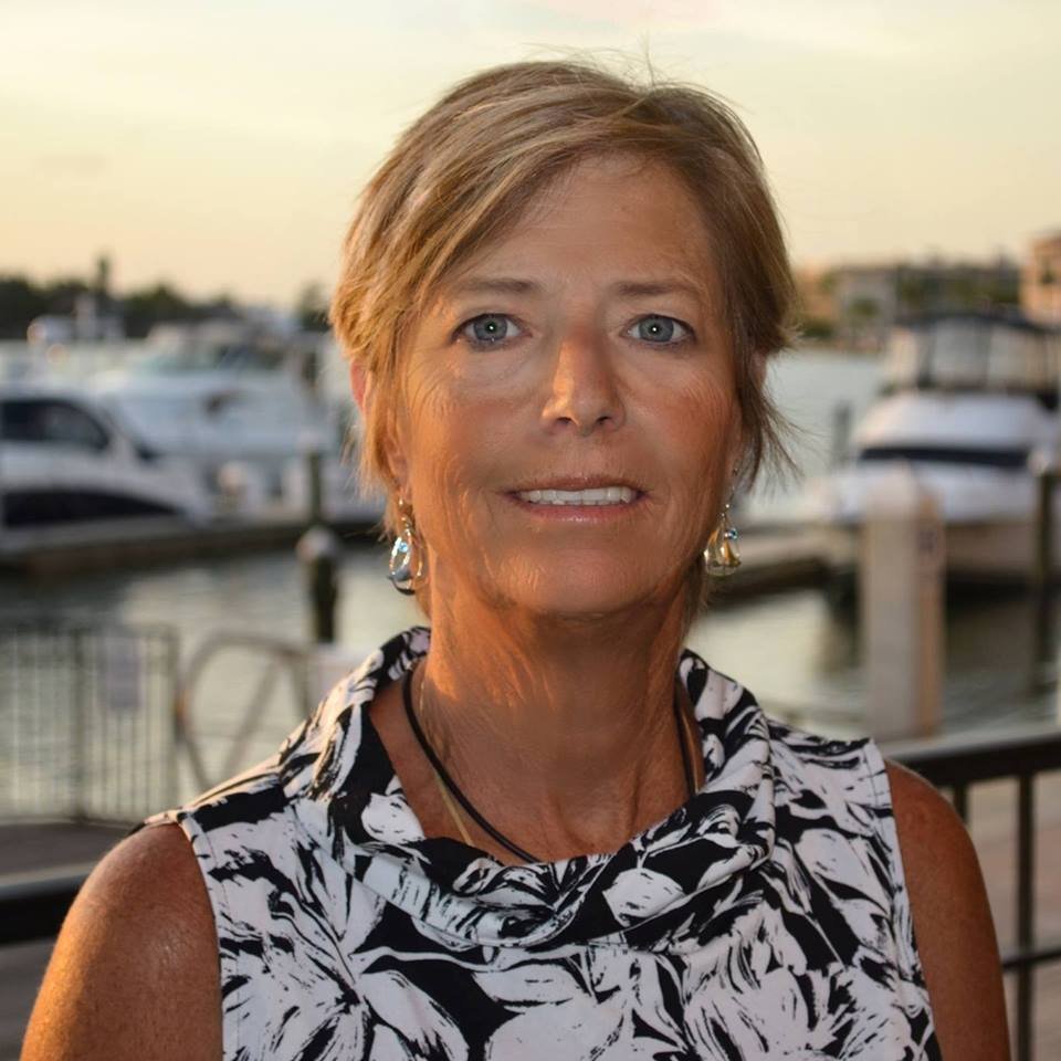 LAURA GIUNTI RE/MAX SUBURBAN 1417 N Main St, Wheaton, Illinois