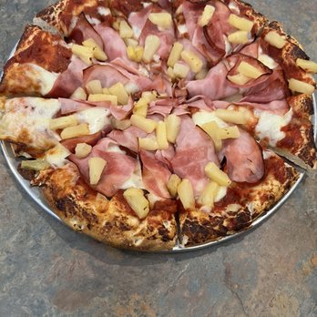 Mountain Mike's Pizza - Hawaiian - Pizza Near Me - Bakersfield, California