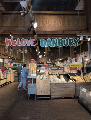 Stew Leonard's by null