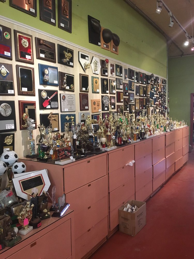 MEZA TROPHIES & PLAQUES Updated August 2024 1225 Texas Ave, El Paso