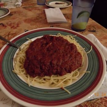 Giovanni's - Spaghetti w/ meat sauce - Italian Near Me - Fairborn, Ohio Giovanni's - Spaghetti w/ meat sauce - Italian Near Me - Fairborn, Ohio