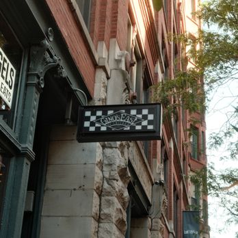 Gino's East - South Loop - Pizza Near Me - Chicago, Illinois