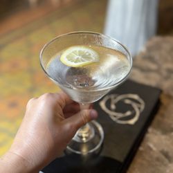 Trezo Mare Restaurant & Lounge - Tipsy Tulip