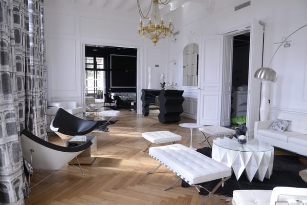 Art Hotel Tours by null