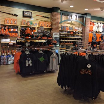 San Francisco Giants Dugout Closed 20 Photos 36 Reviews Sports Wear 660 Stanford Shopping Ctr Palo Alto Ca Phone Number Yelp