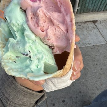 Dolcenero Gelato - Waffle Cone - Gelato Near Me - Santa Monica, California Dolcenero Gelato - Waffle Cone - Gelato Near Me - Santa Monica, California