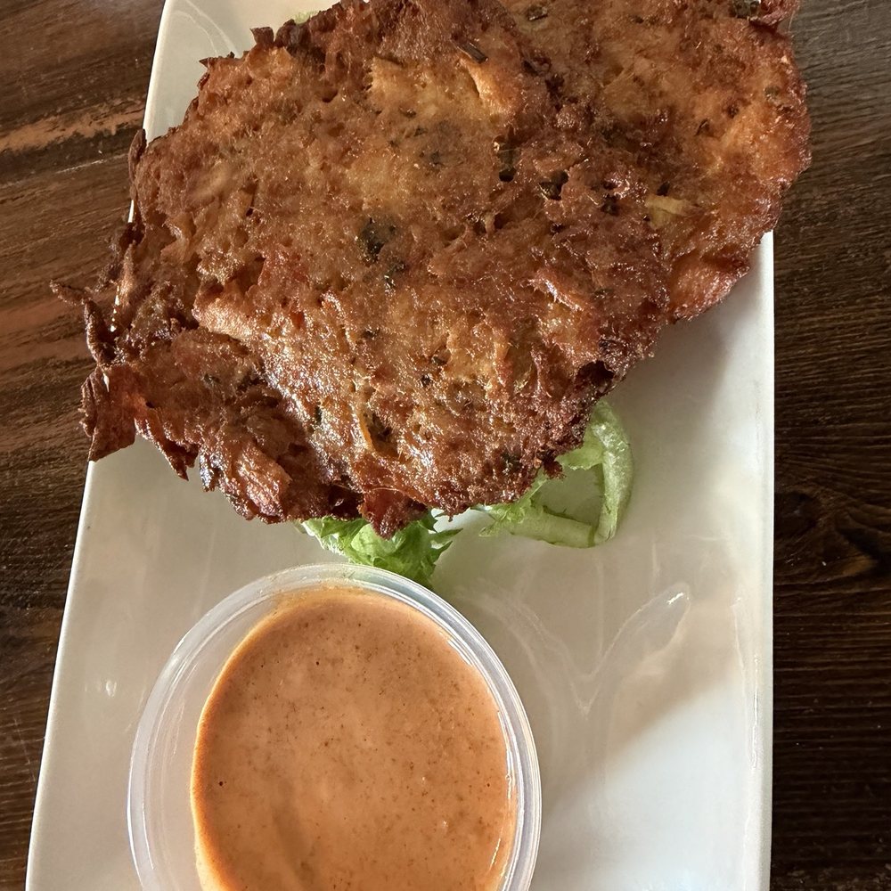 Edom Log Cabin - crab cakes - Comfort Food Near Me - Edom, Texas