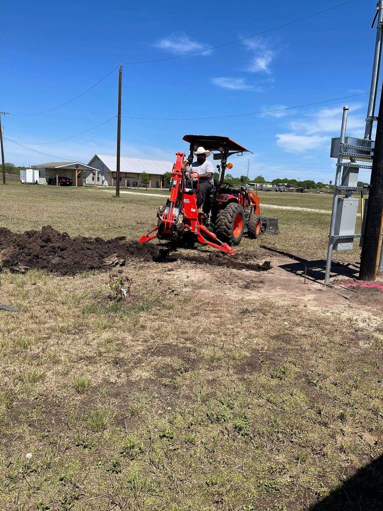 SANCHEZ FENCING AND TRACTOR WORKS 3024 Cr 122, Floresville, TX Yelp