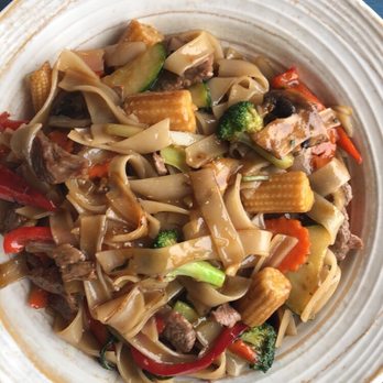 Thai Basil - Drunken noodles with beef - Thai Near Me - Bozeman, Montana