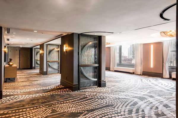 LondonHouse Chicago, Curio Collection by Hilton by null