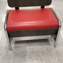 Ross Dress for Less - Chairs for trying shoes on