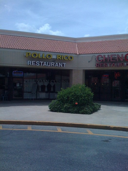 Pollo Rico Logo