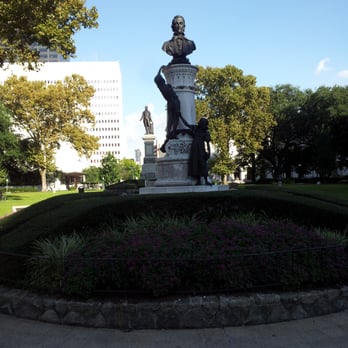 Lafayette Square - Parks Near Me - New Orleans, Louisiana