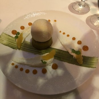 Le Saint-Amour - The dessert we had was filled with passion fruit. It was truly remarkable. - French Near Me - Old Quebec, Quebec Le Saint-Amour - The dessert we had was filled with passion fruit. It was truly remarkable. - French Near Me - Old Quebec, Quebec