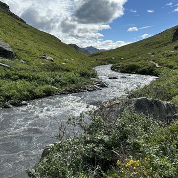 Denali National Park - Hiking Near Me - Mckinley Park, Alaska