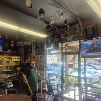 Hollingshead's Delicatessen - Delis Near Me - Orange, California