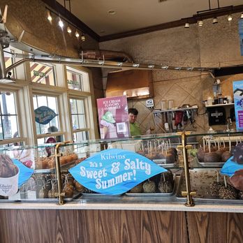 Kilwins Ice Cream - Chocolate - Fudge - Chocolatiers & Shops Near Me - St. Augustine, Florida