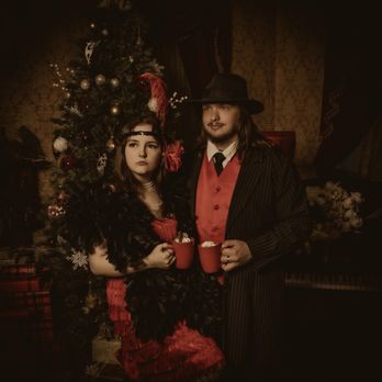 Wild Gals Old Time Photo - Session Photography Near Me - Pigeon Forge, Tennessee Wild Gals Old Time Photo - Session Photography Near Me - Pigeon Forge, Tennessee