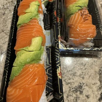 Asian Fusion - Alaskan Roll - Food Trucks Near Me