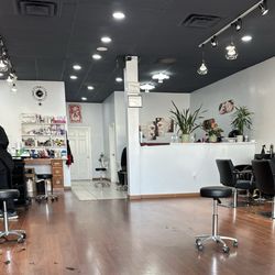 New York Hair Salon - Inside
