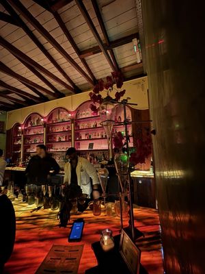 APOTHEKE LOS ANGELES by null