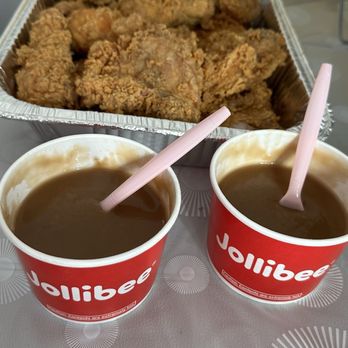 Jollibee - Chicken with Gravy - Fast Food Near Me - Panorama City, California Jollibee - Chicken with Gravy - Fast Food Near Me - Panorama City, California