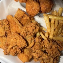 Clifton Seafood - Combination Dinner W/Catfish and Oysters Combination Dinner (with fish)