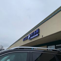 Blue Fish - Restaurant signage