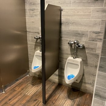 Crafty Crab - Clean restrooms - Seafood Near Me - Orlando, Florida